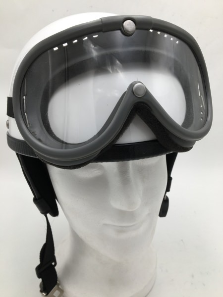 Motorradschutzbrille im DDR-Design Perfekt