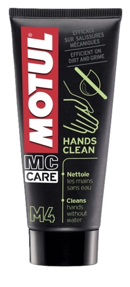 Motul M4: Hands Clean